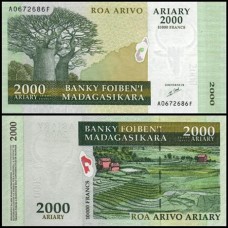 Madagascar P-83 Fe 10.000 Francs = 2.000 Ariary ND (2003)